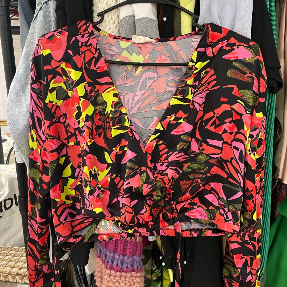 Multicolor crop top